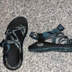 Women’s double strap Chacos! only worn once!